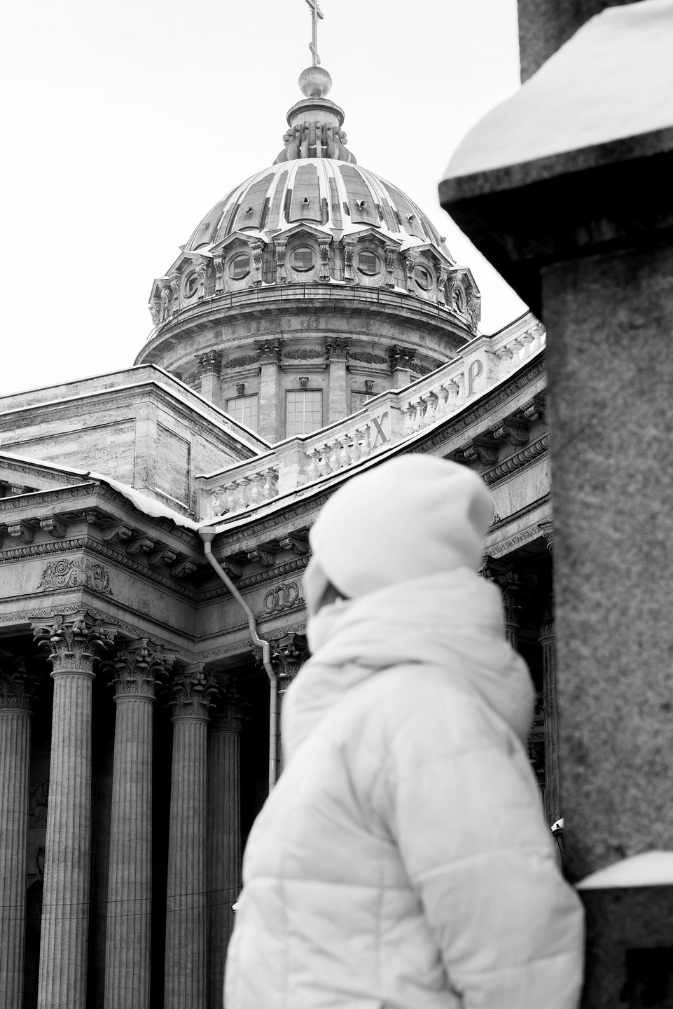 Гуляли с фотографом Кристиной по новогоднему Петербургу. Мы приезжаем в этот прекрасный город уже в 3