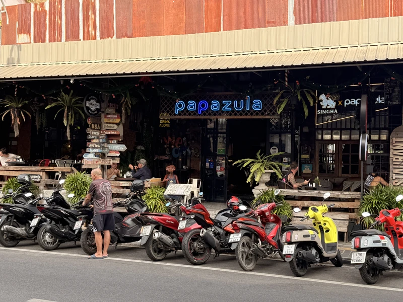 Мы провели прекрасный увлекательный день. Спасибо замечательному гиду и красивой девушке Анне-Глории за позитив и интересную