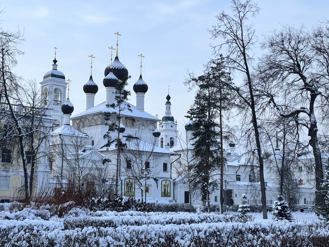 Нам всё очень понравилось. Несмотря на зимнюю погоду, Дарья ловко подбирала маршрут и находила уютные места