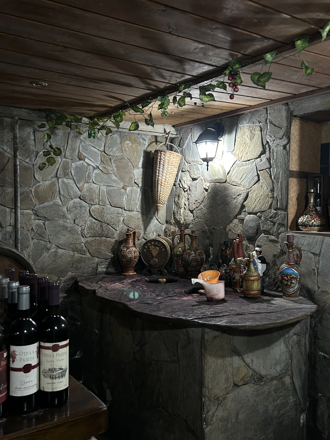 Путешествие действительно оказалось незабываемым. Причем цепляла ни сколько красивая природа и пейзажи, сколько сам гид, компания