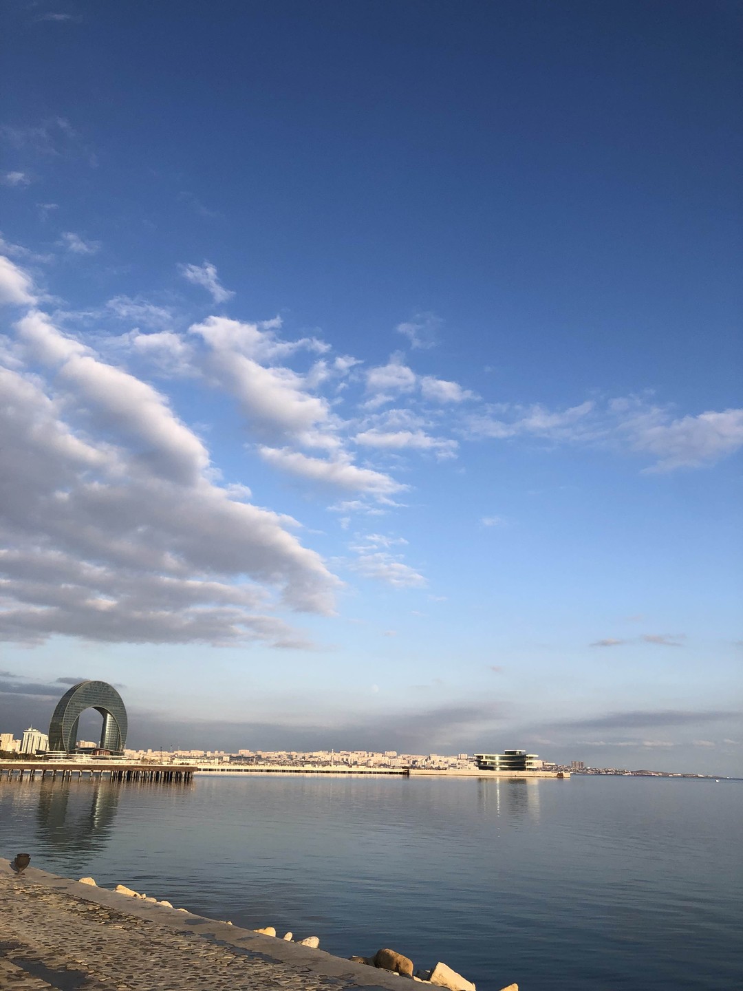 Прекрасный гид со знанием города, истории, чувством юмора и пониманием людей