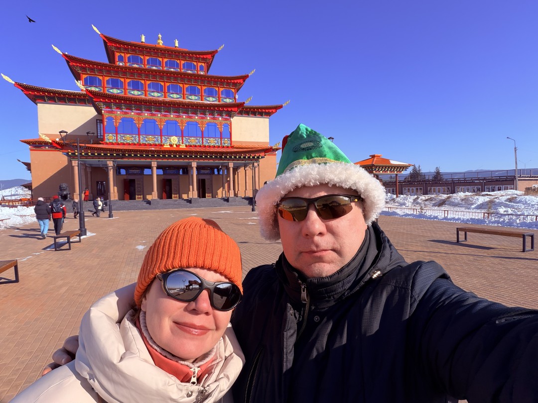 Все было замечательно. Красота увиденного и полученная информация дополнили нашу поездку в Улан-Удэ до полного удовлетворения!!!