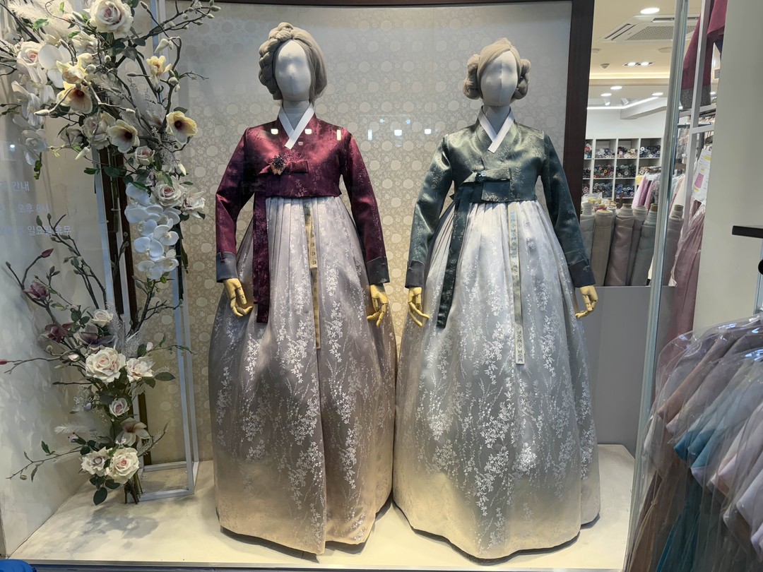 Большое спасибо, Анжела, за прекрасный день в Сеуле! Если времени мало, а хочется увидеть разные грани