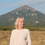 Анна - представитель команды гидов