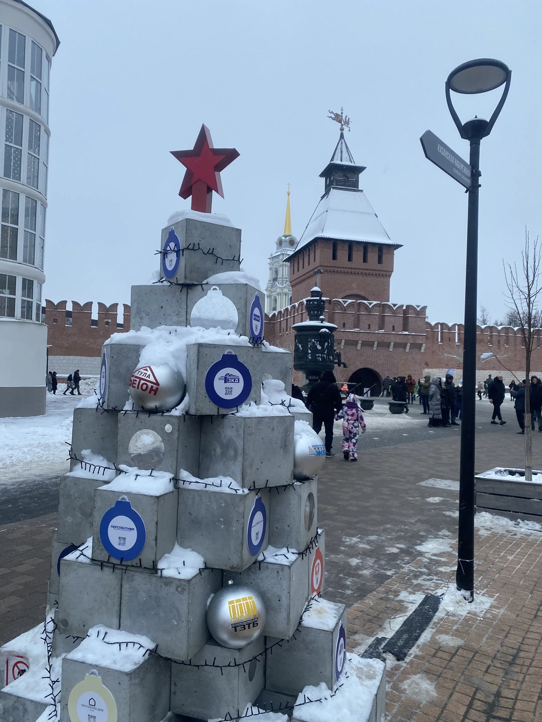 Очень довольны экскурсией и гидом Татьяной. Было не скучно, информативно и интересно. Татьяна провела нас по