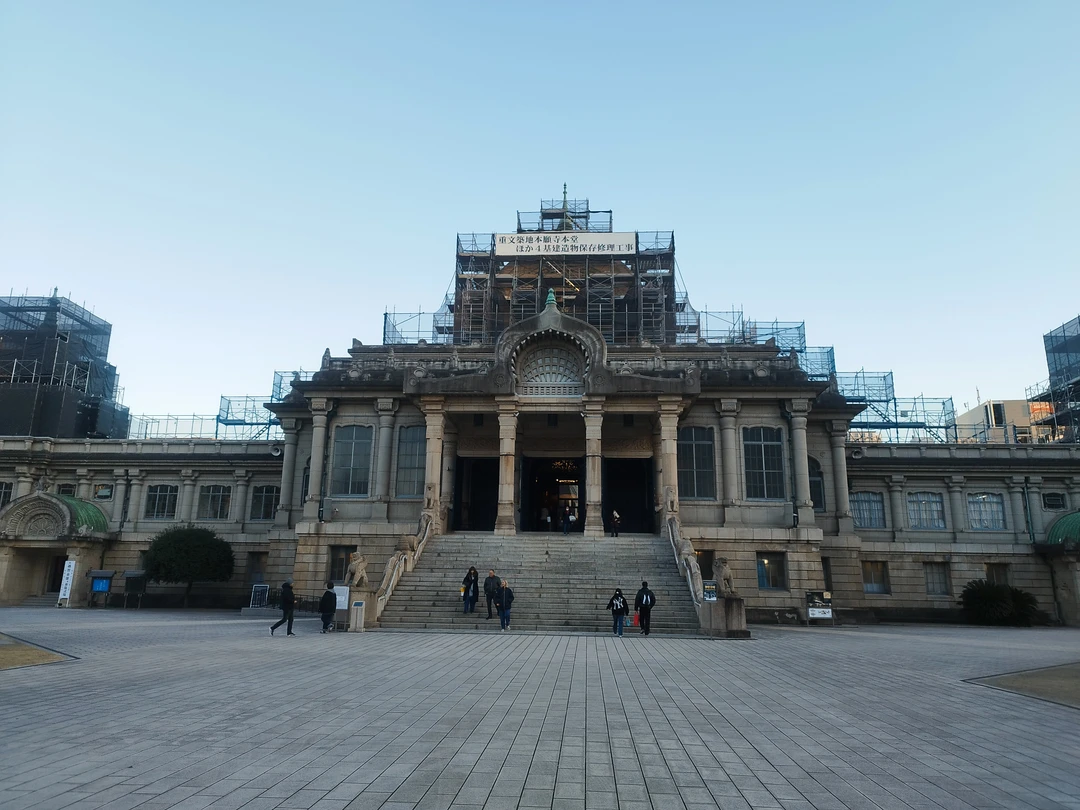 Прекрасно провели время. Елена великолепно знает материал, в доступной форме доносит информацию. Маршрут составлен очень удобно