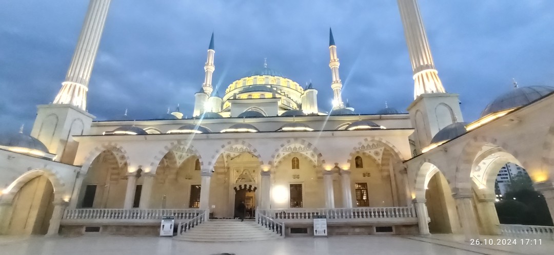 Несмотря на небольшую задержку с выездом путешествие получилось просто бомбезным!!! В Ингушетии мы случайно оказались на