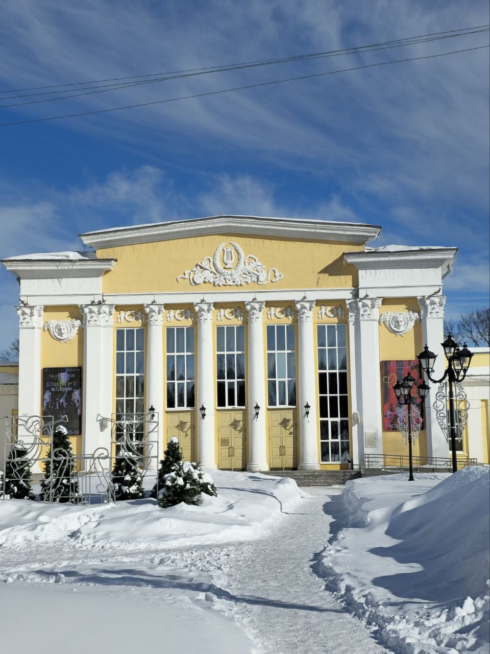 Наше мини-путешествие по Астраханской слободе прошло отлично. Ольгу было безумно приятно слушать, очень легкая и непринужденная