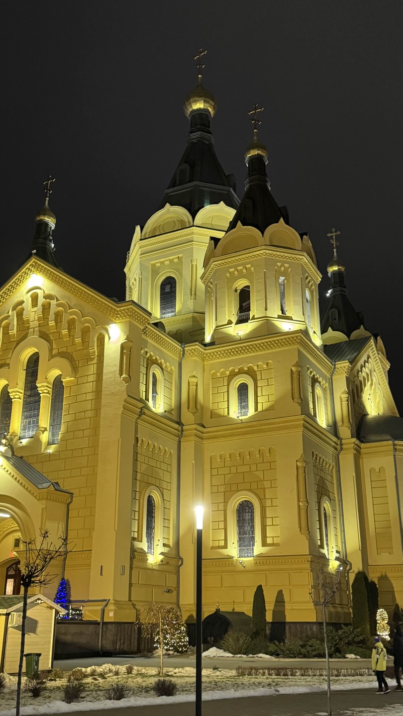 По Нижнему Новгороду на автомобиле (Анна)