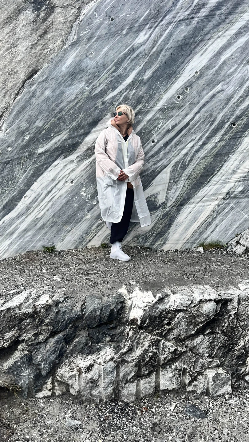 Прошло уже время, но все же отзыв оставлю. Было всё интересно, кроме водопадов и то, если