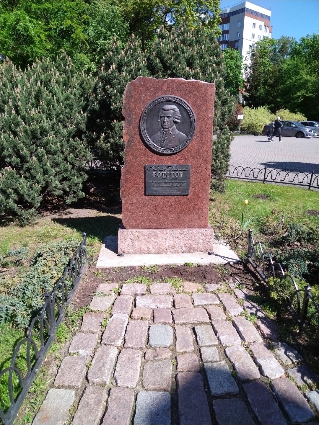 Замечательная экскурсия. Для первого знакомства с городом лучше не пожелать. Отличная подача материала, прекрасно подобранный маршрут
