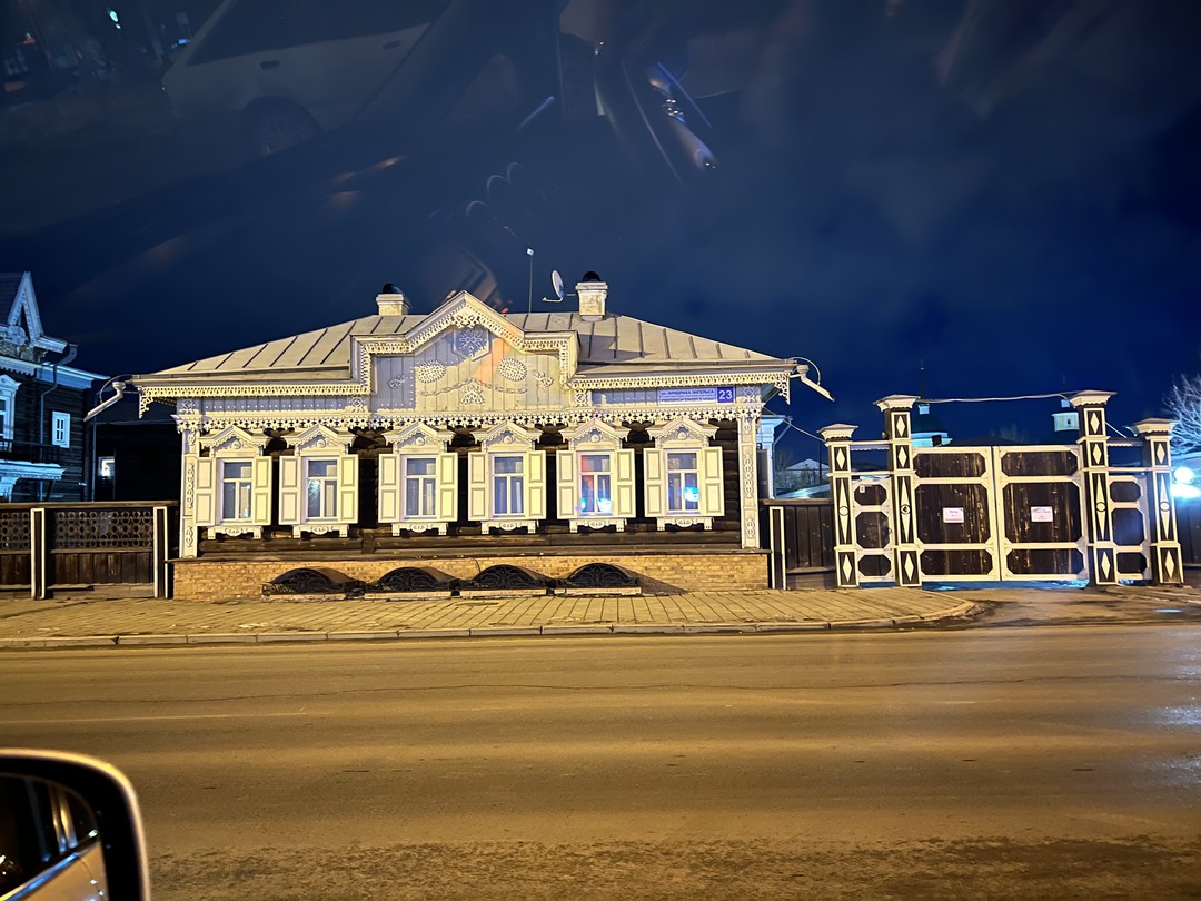 Ночной Иркутск на автомобиле (Алёна)