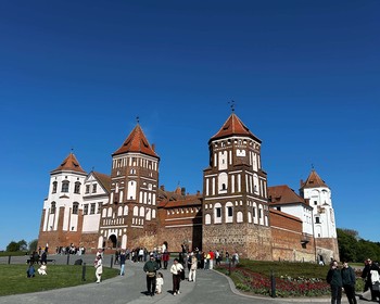 Мирский и Несвижский замки, преезде в Брест