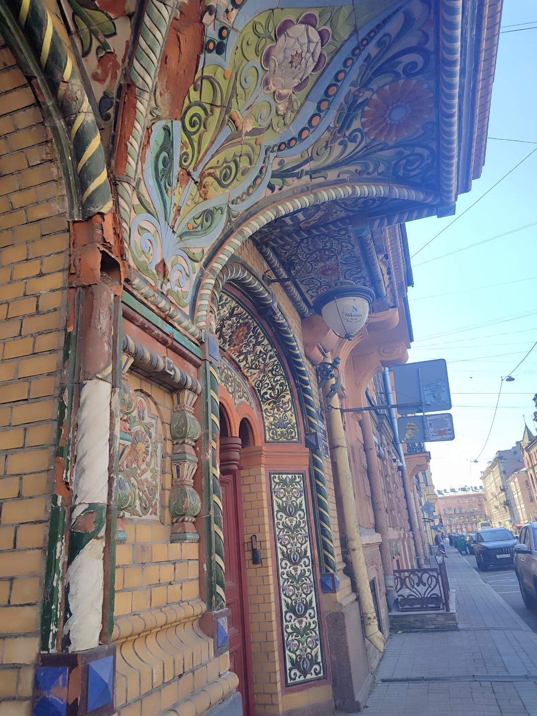 Питерский лайфстайл: по старинным парадным и дворам-колодцам (Арина)
