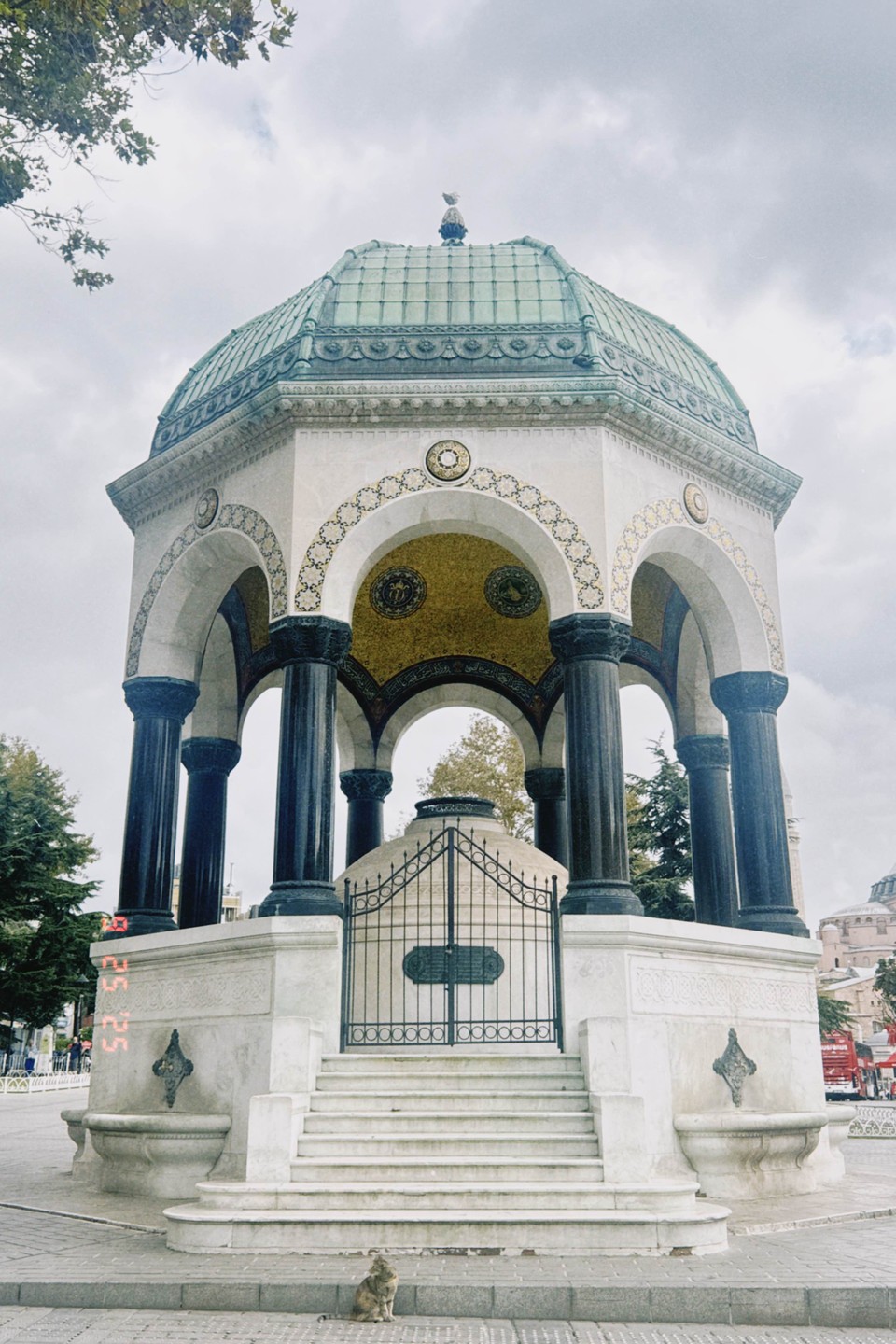 Экскурсия понравилась. Небольшая группа, было свободное время для фото, интересный рассказ с шуточками от Гюркана) После