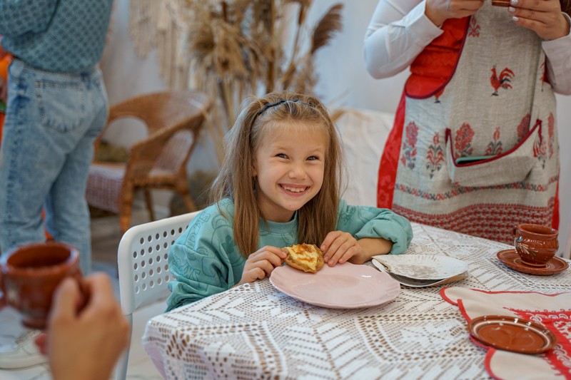Тёплый вечер в Петрозаводске: готовим калитки и общаемся