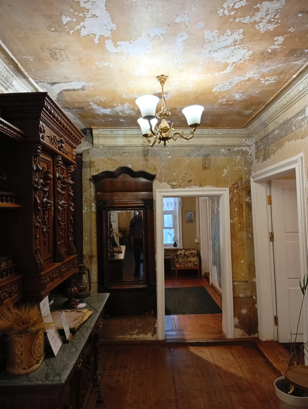 Гастропрогулка прошла интересно и крайне душевно. Помимо списка мест к последующему обязательному посещению осталось ещё и