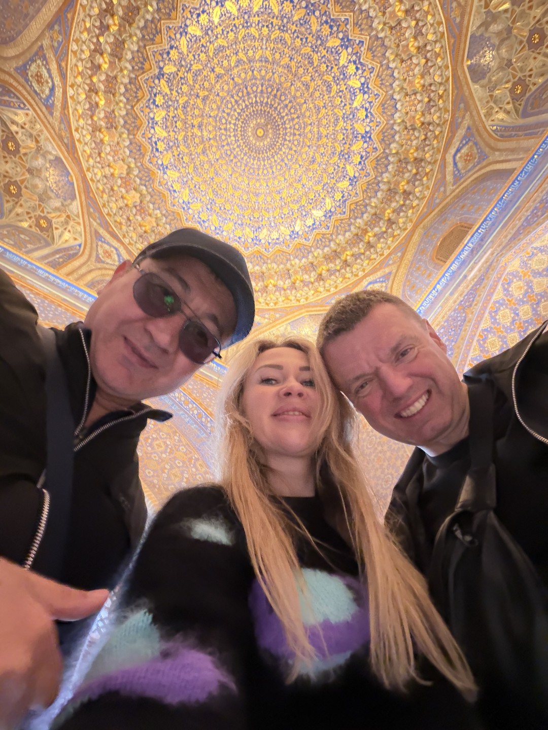 Экскурсия по Самарканду произвела огромное впечатление! За один день удалось увидеть все главные достопримечательности: легендарную площадь