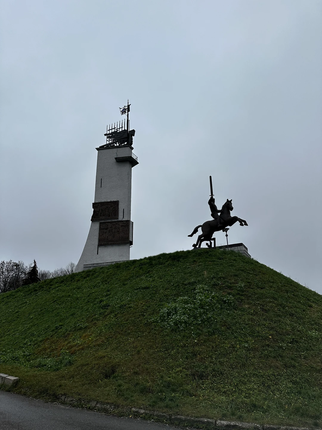 Познавательно, комфортно, ненавязчиво, профессионально. Самые интересные места города за пару часов, действительно