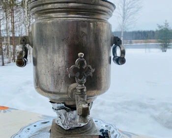 Аутентичные карельские деревни: Киндасово, Кинерма и Рубчойла; игровая программа, традиционный обед и выступление народного ансамбля