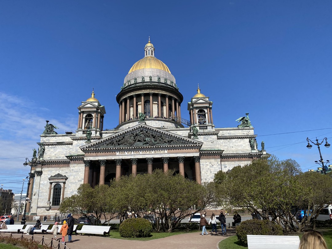 Продуманная организация маршрута и содержательная информация от экскурсовода Екатерины об истории Санкт-Петербурга! Были на экскурсии с