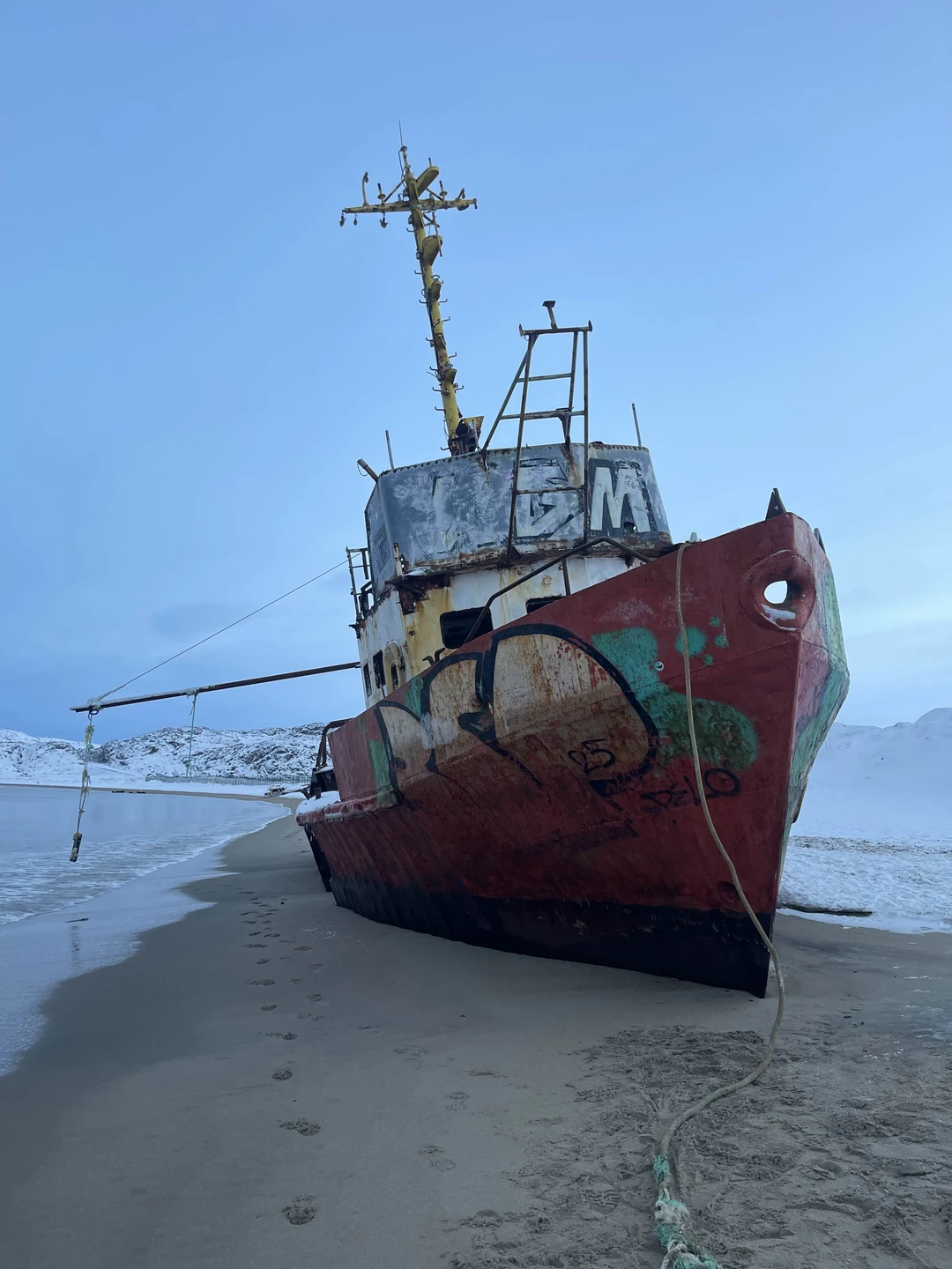 Хочу выразить огромную благодарность Алексею за великолепную экскурсию по Териберке, узнали много нового и интересного, попробовали местные деликатесы