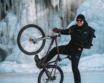 Путь на Ольхон, экускурия по острову, катание на велосипедах и выставка ледяных скульптур