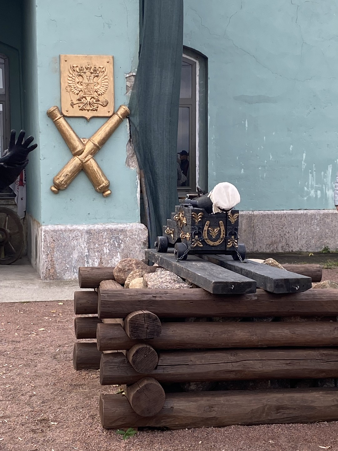 Из Санкт-Петербурга в Петергоф и Кронштадт: 2 города за 1 день (Инга)