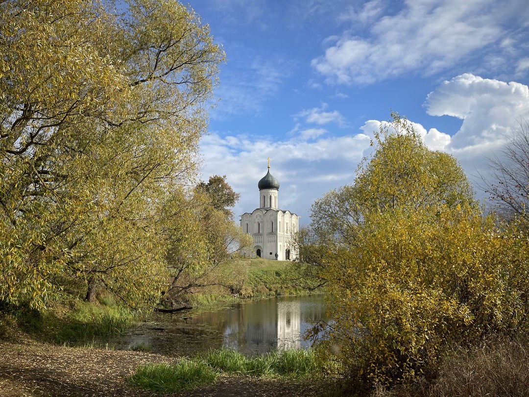 Евгений провел нам отличную экскурсию!