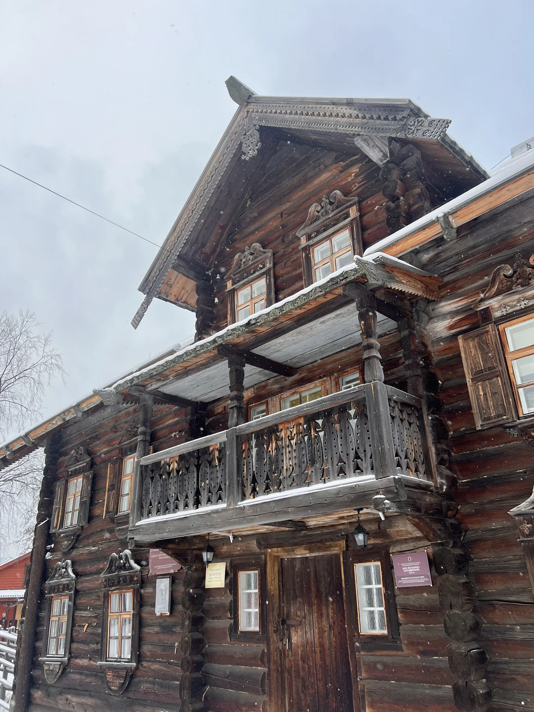 Недавно побывали на экскурсии в Шелтозеро и в полном восторге! Это уникальное место с удивительной атмосферой