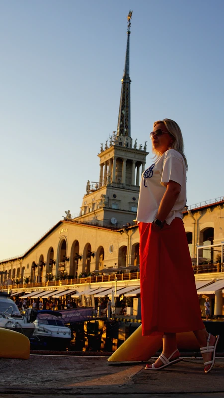 Виды По вечернему Сочи — на ретроавтомобиле с фотосессией