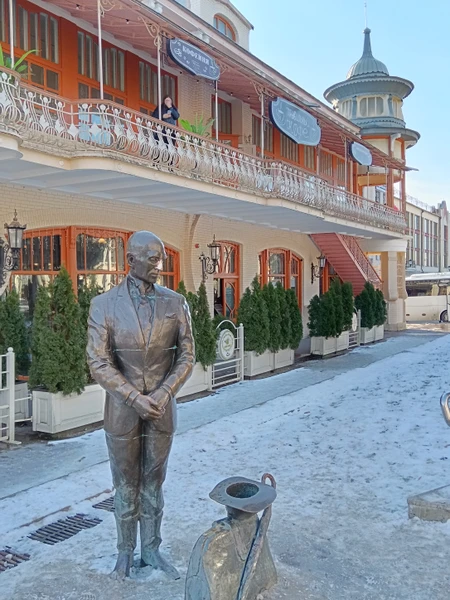 Огромное Спасибо Сергею за увлекательное путешествие по городам,за комфортное вождение. С погодой повезло, узнали много интересного