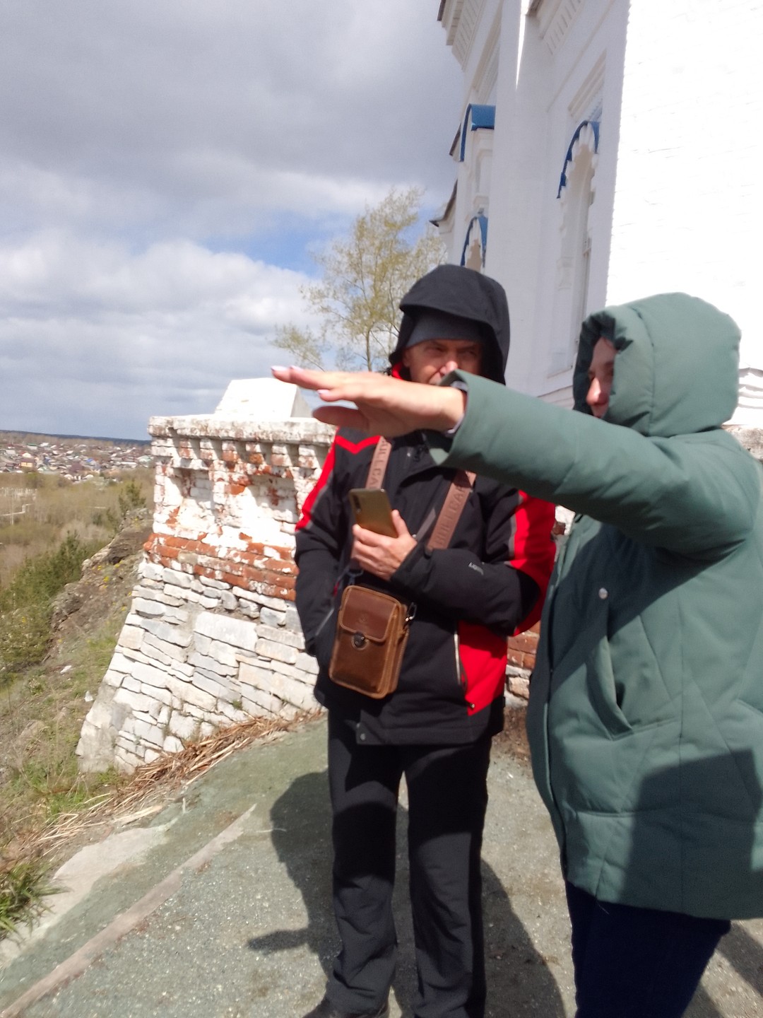 Самоцветный пояс Уральской глубинки (на вашем автомобиле) (Елена)
