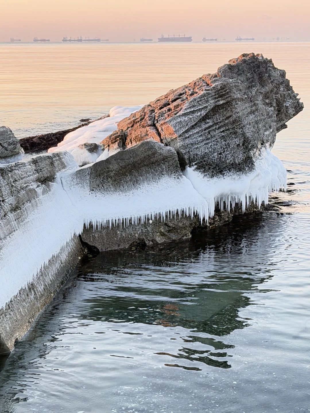 Отличная экскурсия, всё понравилось, вкусный кофе и завтрак, красивый рассвет, нам повезло идеально чистое небо, красивые стекляшки