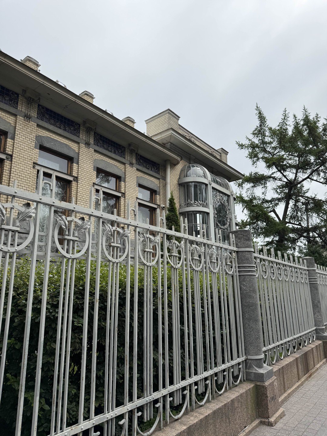 Все очень понравилось, классный рассказ, очень красивый музей, экскурсовод все рассказывала интересно и отвечала на все вопросы!