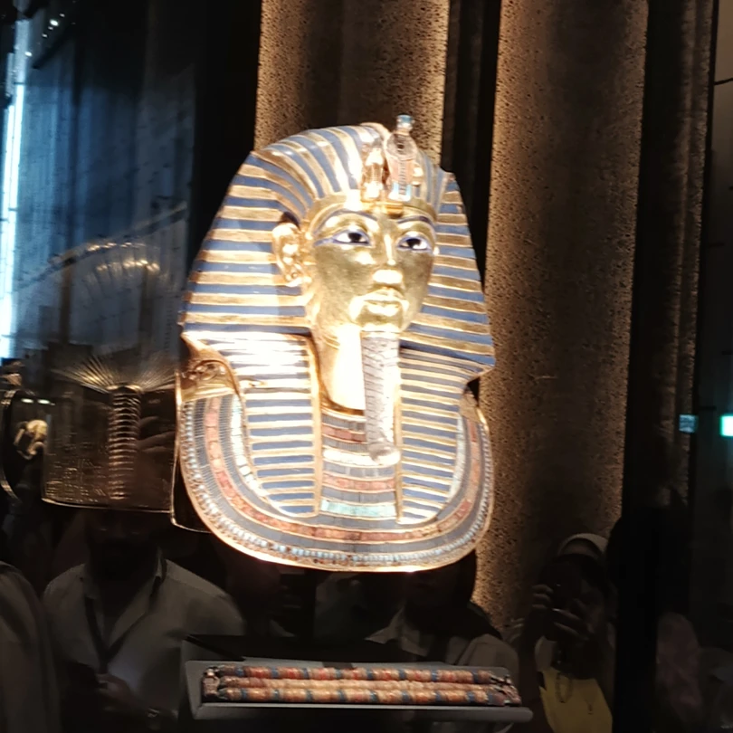 Экскурсия нам понравилась, гид был квалифицированным и доброжелательным и водитель тоже. Спасибо!