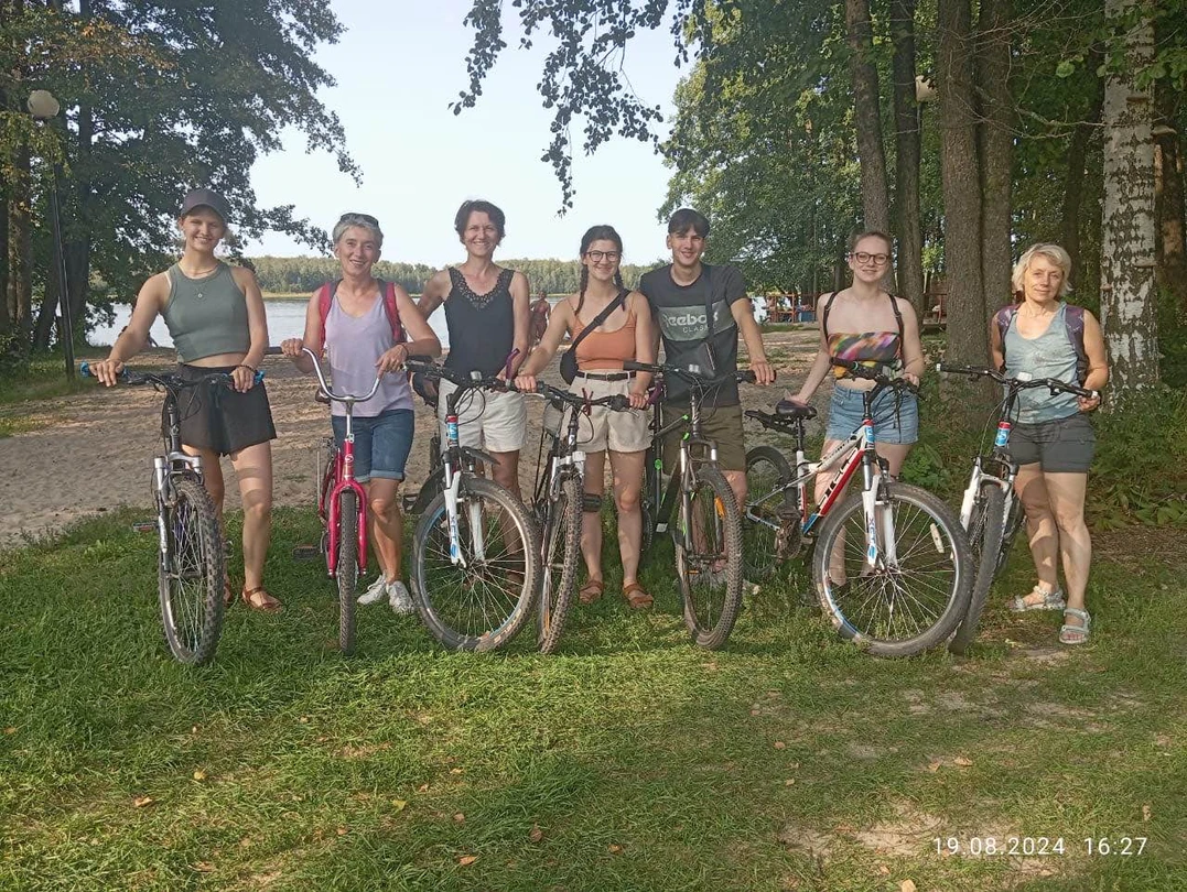 Прекрасная поездка, понравилось все - предварительное общение с гидом, подбор велосипедов по индивидуальным параметрам, красивый маршрут