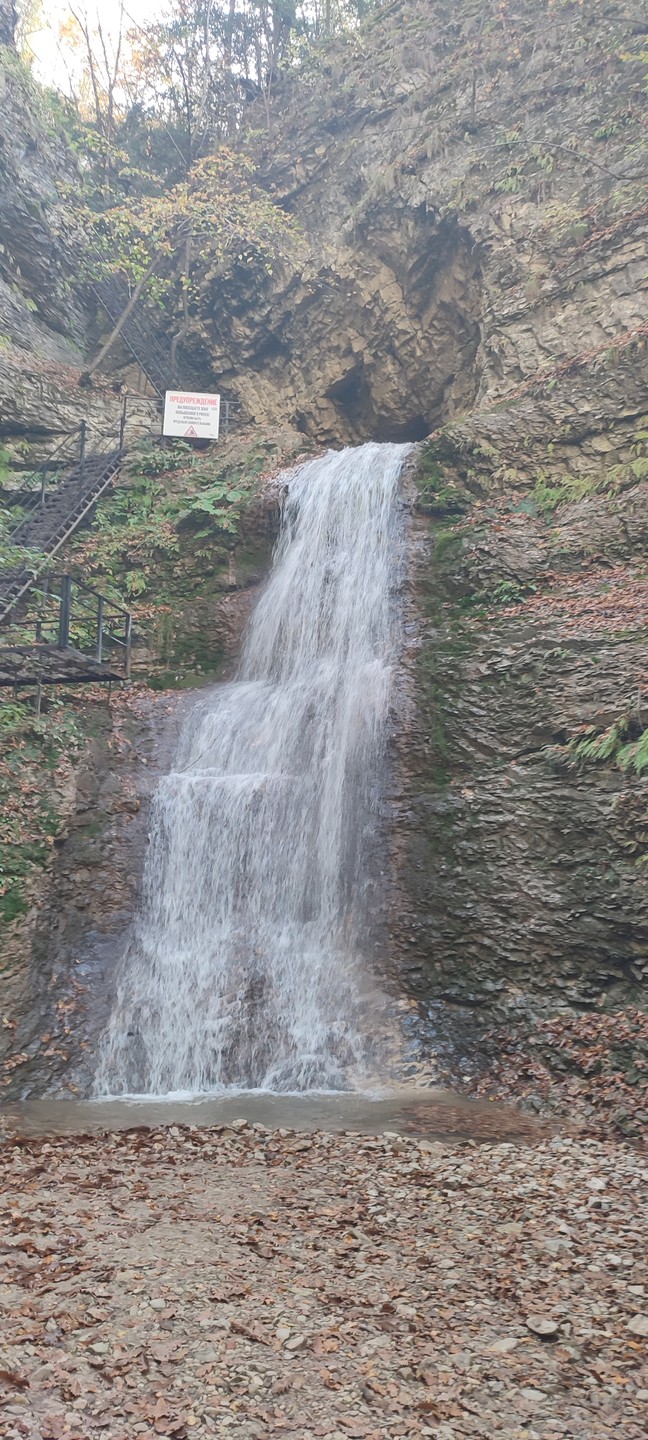 В Аргунское ущелье - за водопадами, древними башнями и национальными лепешками (Антон)