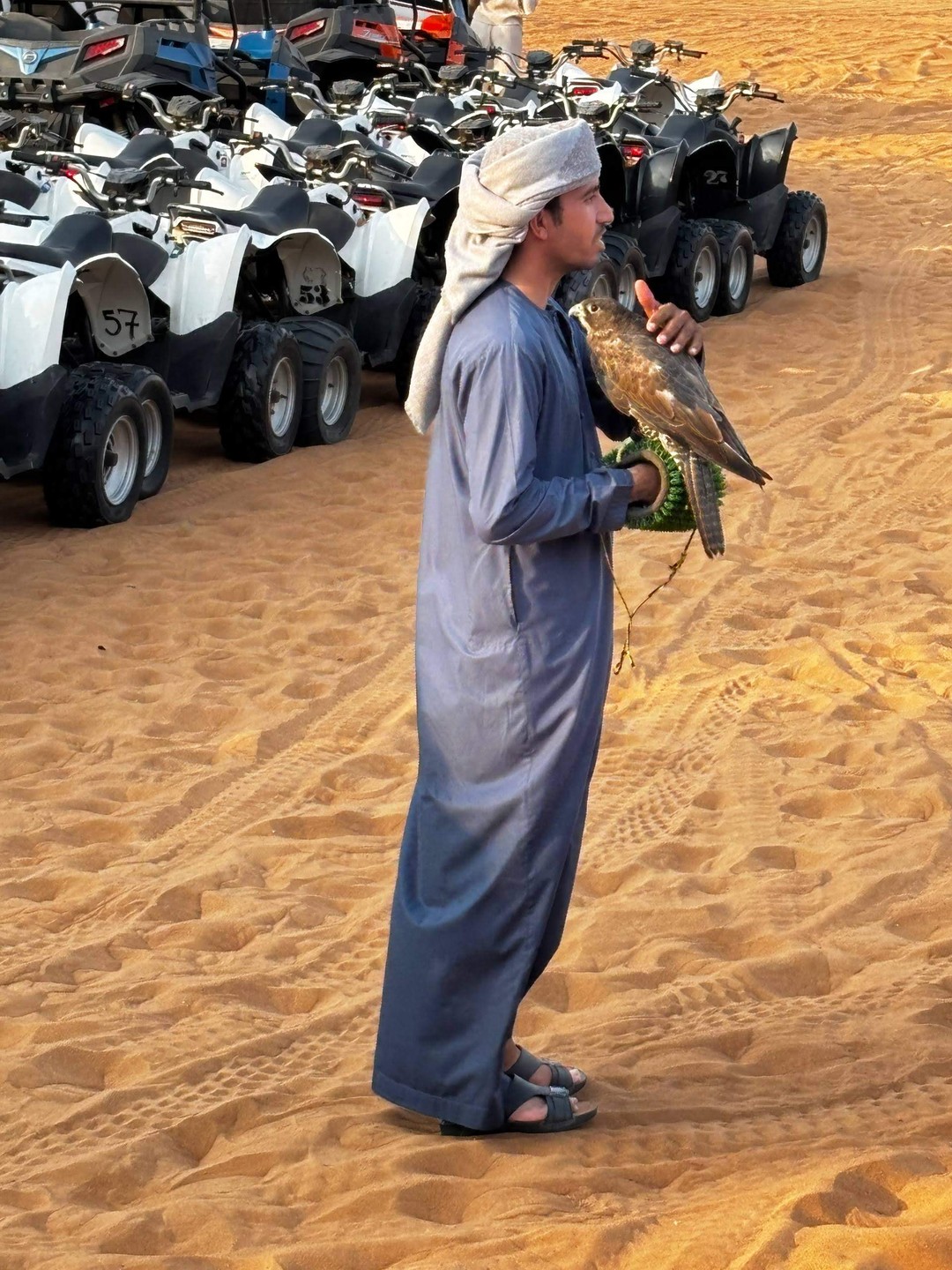 «На Восток, куда сказка зовёт!». Индивидуальное джип-сафари по пустыне (Вячеслав)