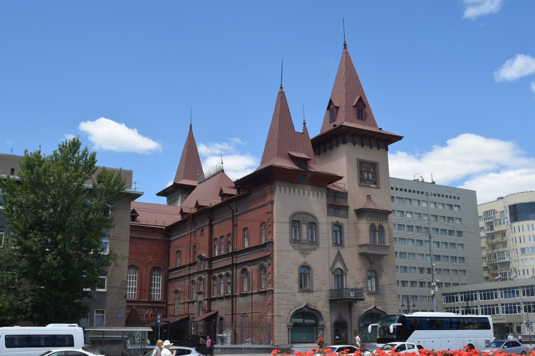 Прогулка по саратовскому Арбату (Александра)