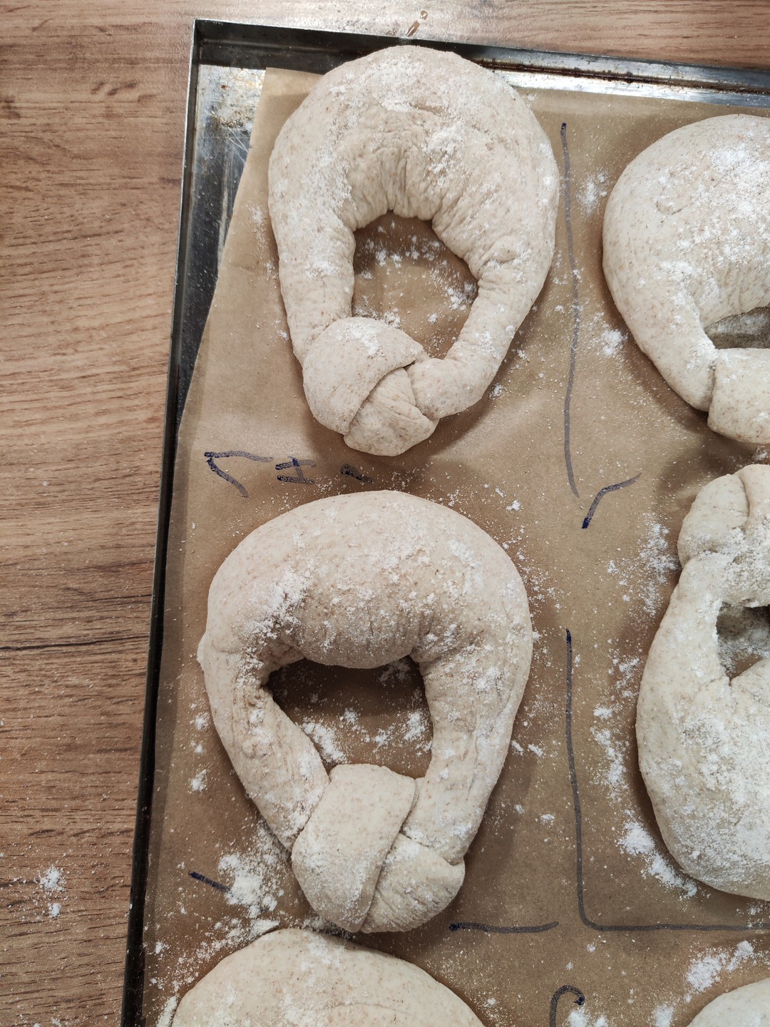 Мастер-класс отказался лучше, чем ожидали. Гостеприимно, вкусно, интересно! Рада, что выбрала именно калачи, а не пряники. Рекомендую!