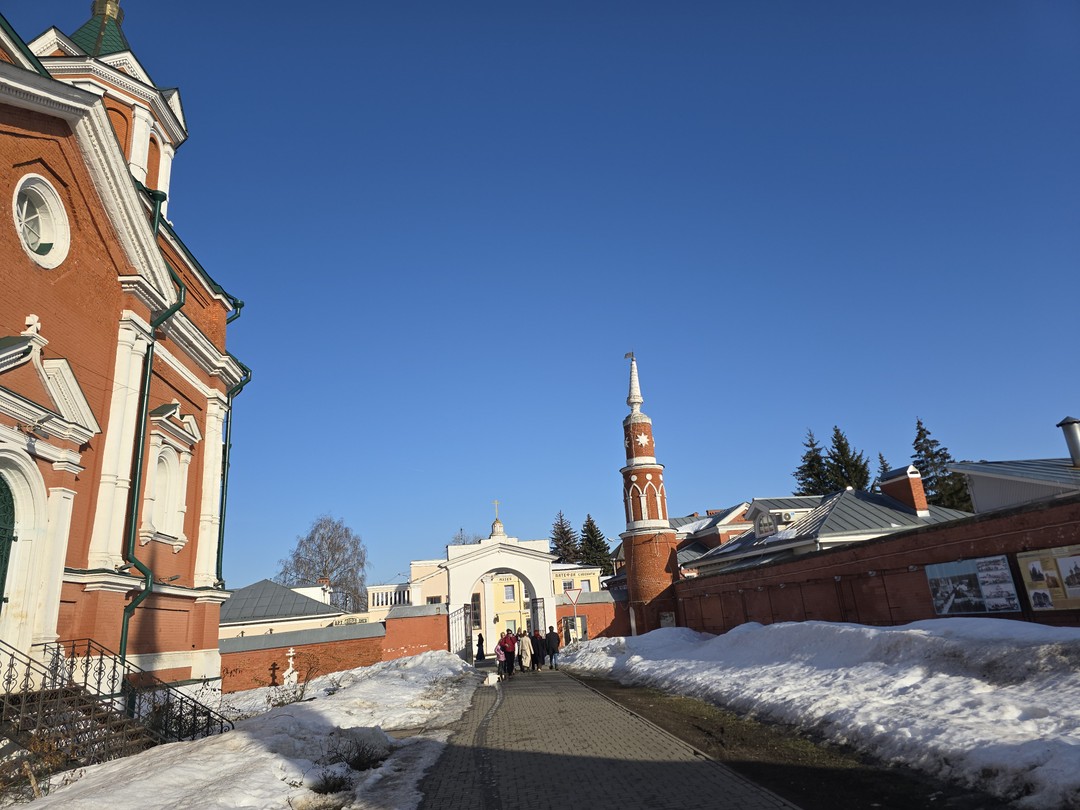 Экскурсия понравилась, думаю мы бы много не узнали и не увидели если бы не Петр