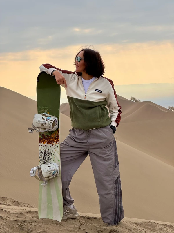 Джип-тур по нацпарку «Алтын-Эмель» в мини-группе: марсианские пейзажи, барханы и вершины