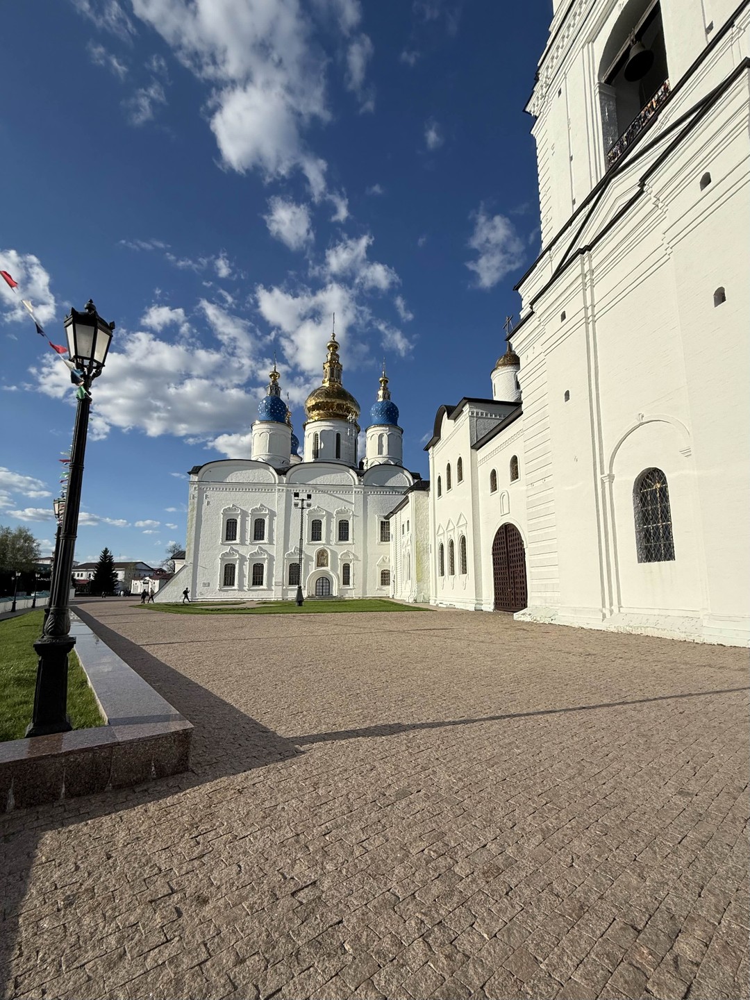 Мы приехали из Омска в Тобольск на выходные. Город интересный, красивый, старинный, но только экскурсовод с