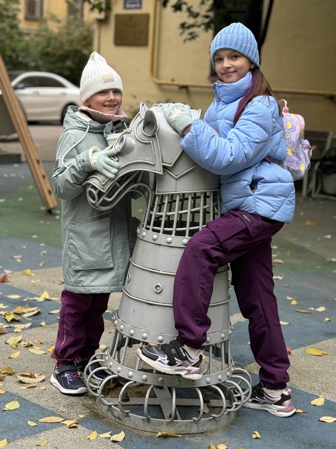 Примечательные дворы Петербурга - для детей и взрослых (Екатерина)