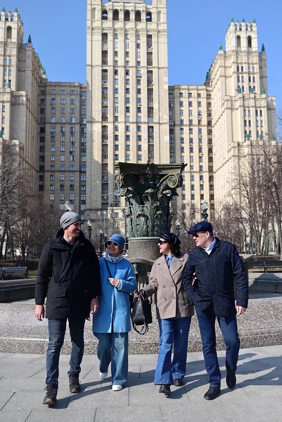 Фотопрогулка по Красной Пресне: архитектурные контрасты Москвы (Алина)