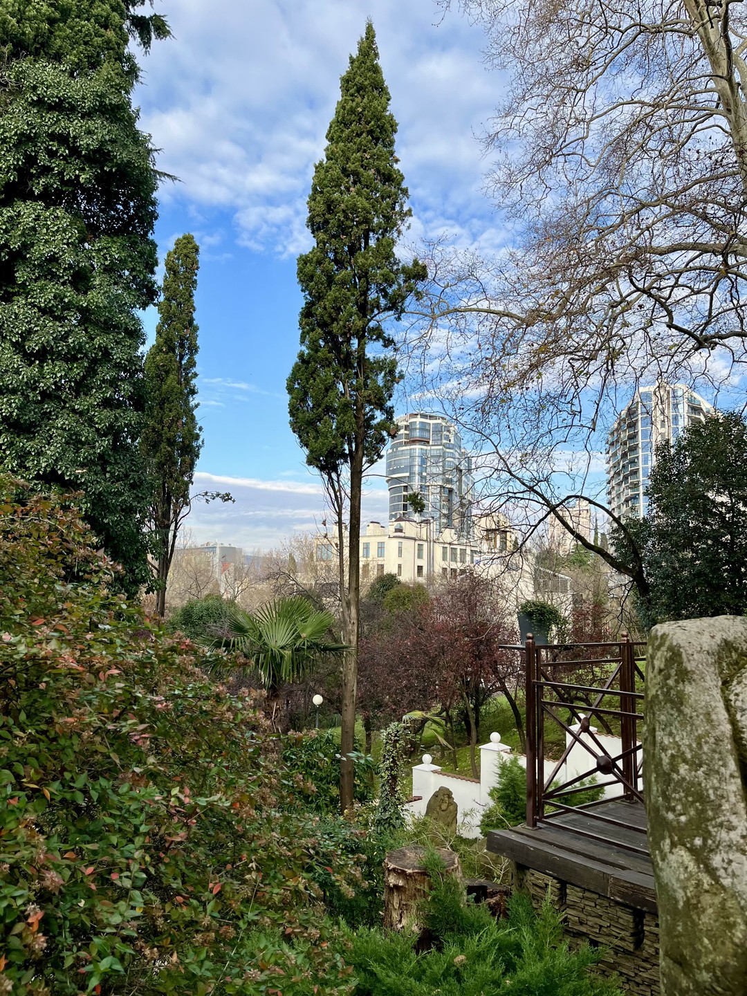 Очень понравилась групповая экскурсия с Владимиром! Интересно рассказывает об исторических фактах города, отвечает на все интересующие