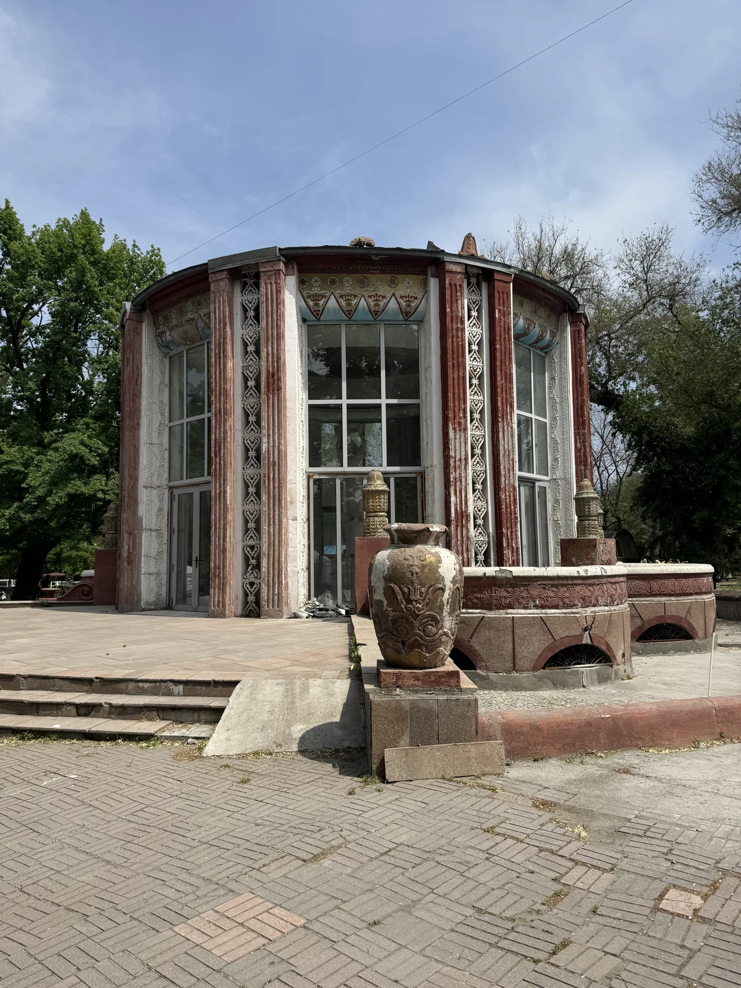 Архитектурно-историческая прогулка по Бишкеку (Светлана)