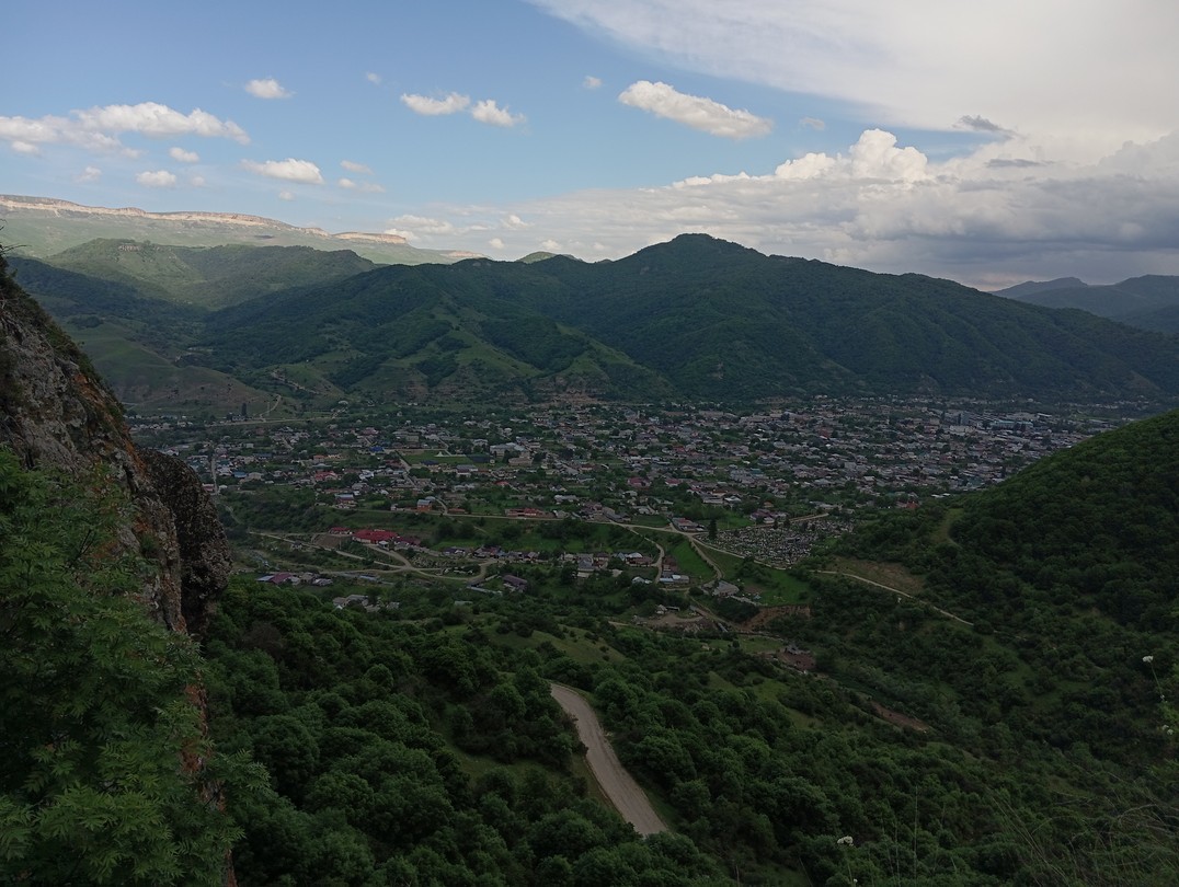 Был на экскурсии 24.05.25. Поездкой остался доволен. Организация отличная. Время в дороге пролетело незаметно,за это спасибо