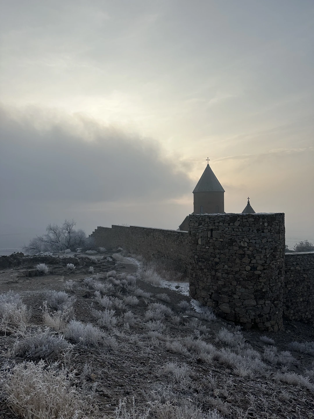 хорошая экскурсия, единственное хотелось бы побольше времени на каждой локации